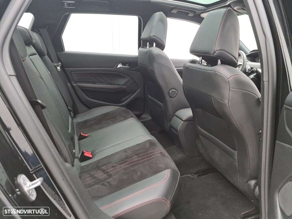 Peugeot 308 SW BlueHDi 130 EAT8 GT - 9