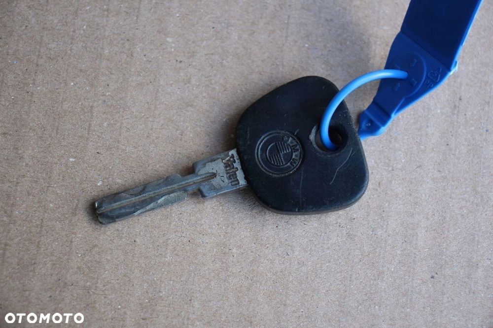 Kluczyk oryginalny BMW e30 e32 e34 e36 - 2