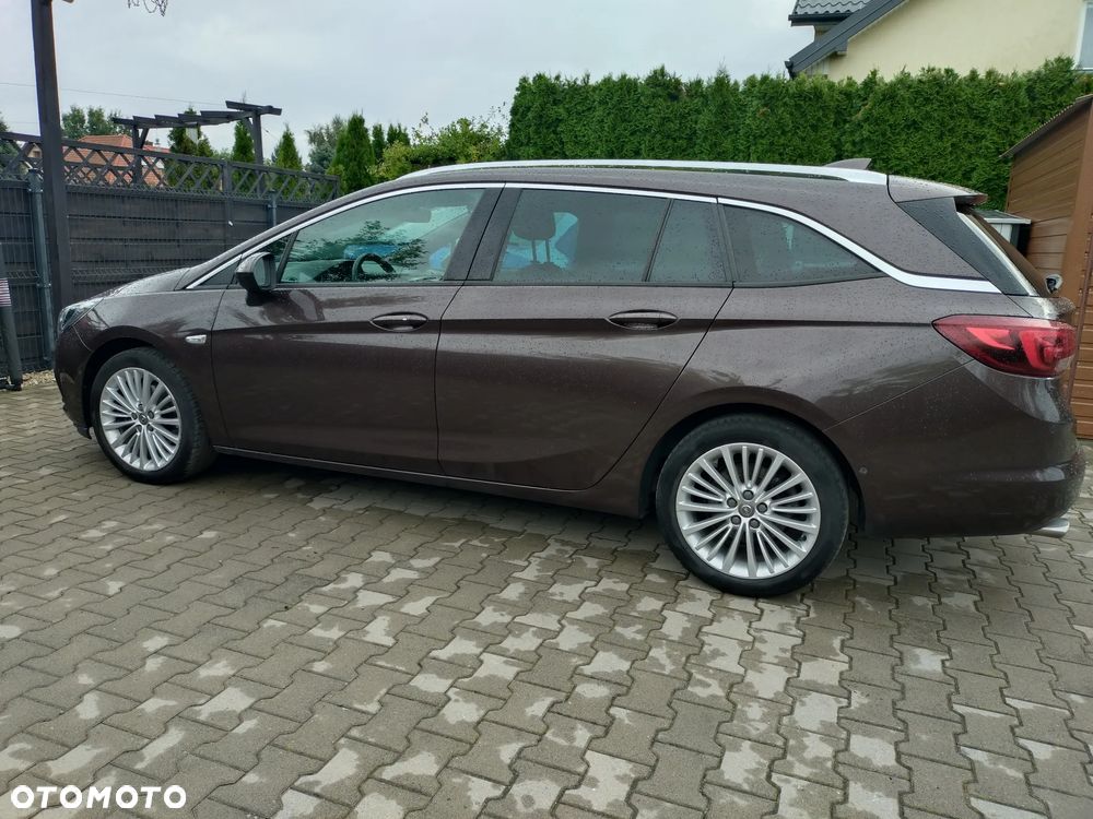 Opel Astra 1.6 T Elite S&S - 13
