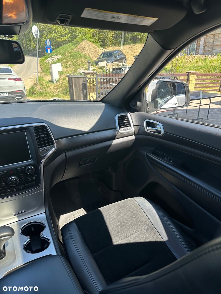 Jeep Grand Cherokee 3.6 V6 Overland - 30