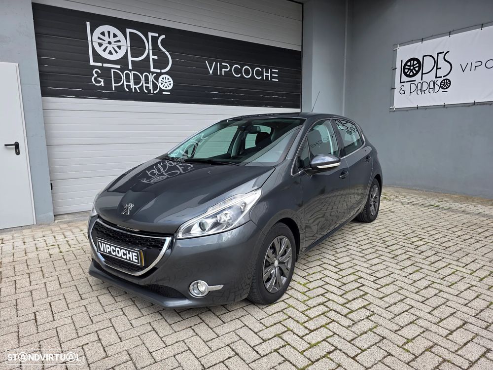 Peugeot 208 1.6 e-HDi Allure - 18