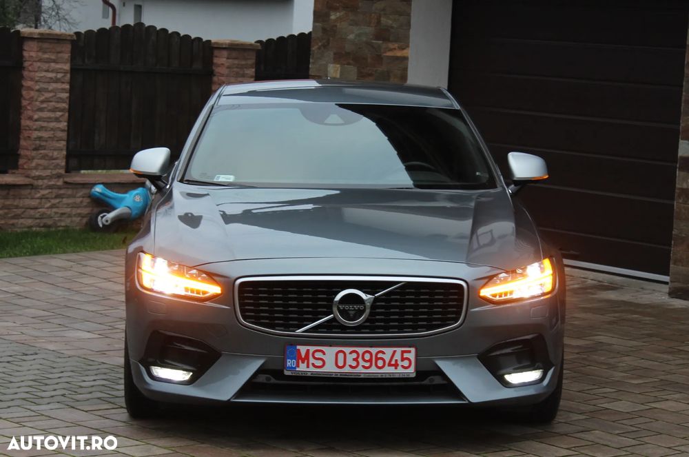 Volvo S90 D5 AWD Geartronic R Design - 9