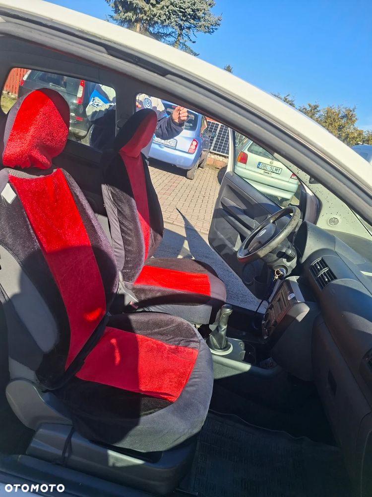 Volkswagen Fox - 7