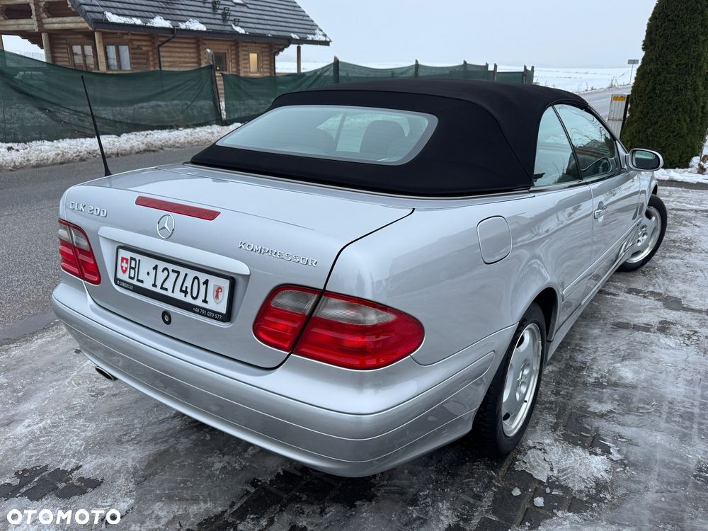 Mercedes-Benz CLK - 21