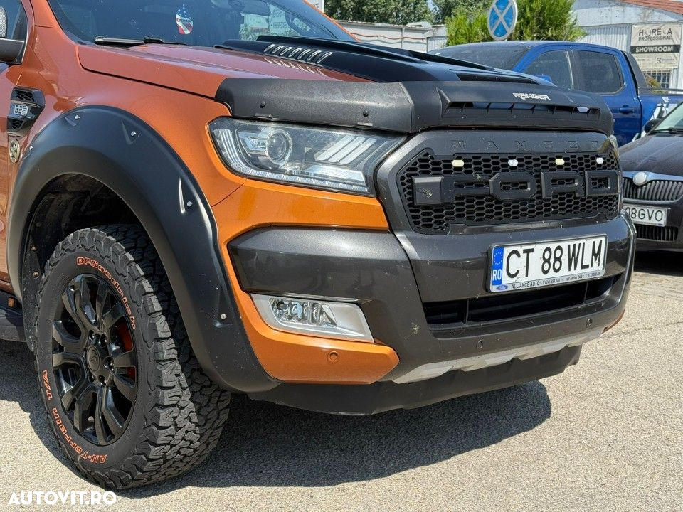 Ford Ranger Pick-Up 3.2 TDCi 4x4 Cabina Dubla WILDTRACK Aut. - 6