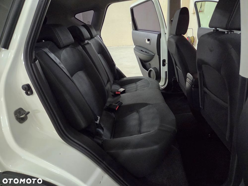 Nissan Qashqai 1.5 dCi DPF acenta - 21