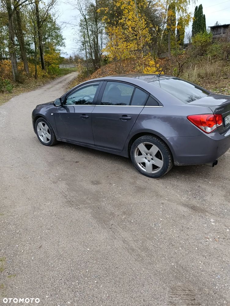 Chevrolet Cruze - 2