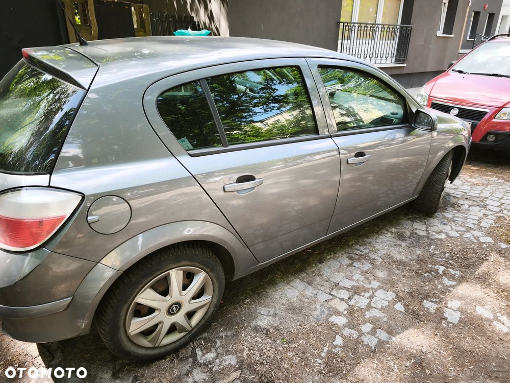 Opel Astra 1.4 Enjoy - 4