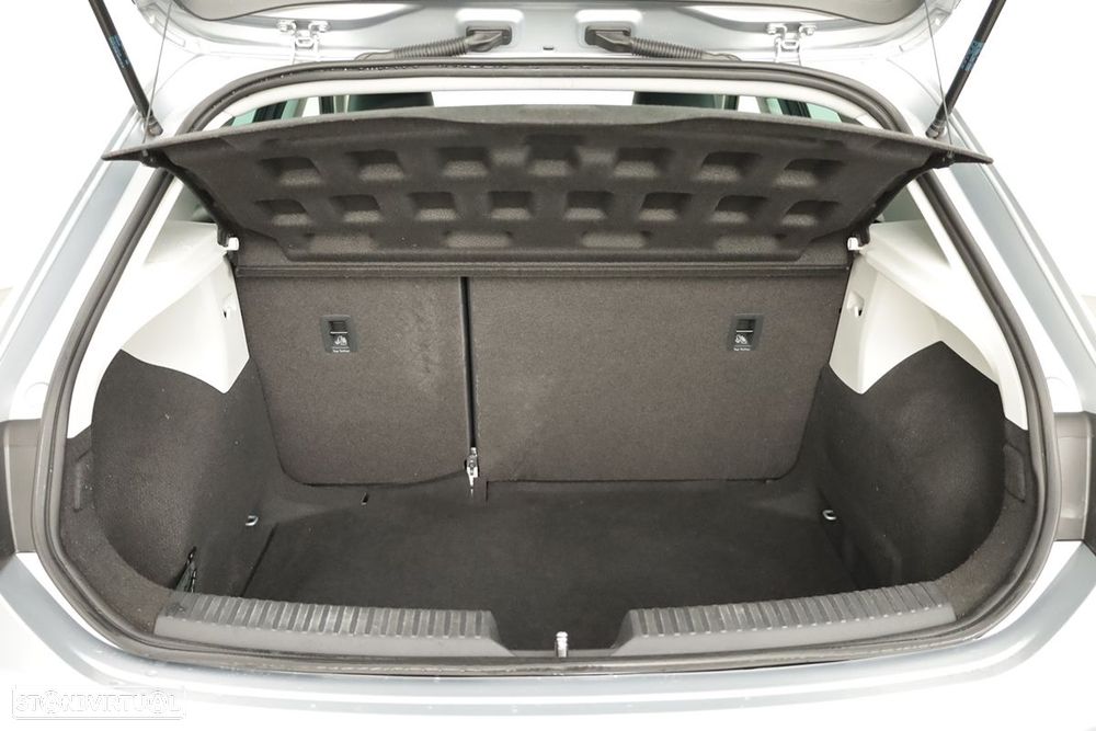 SEAT Leon 1.6 TDI FR S/S - 23