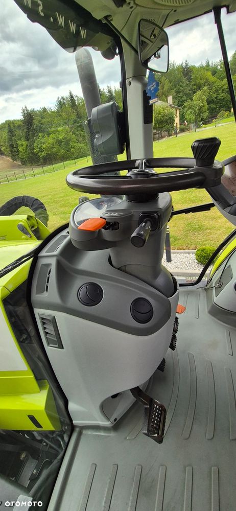 Claas Arion 620 - 8