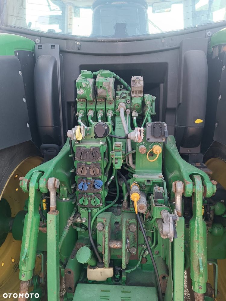 John Deere 6215r - 6