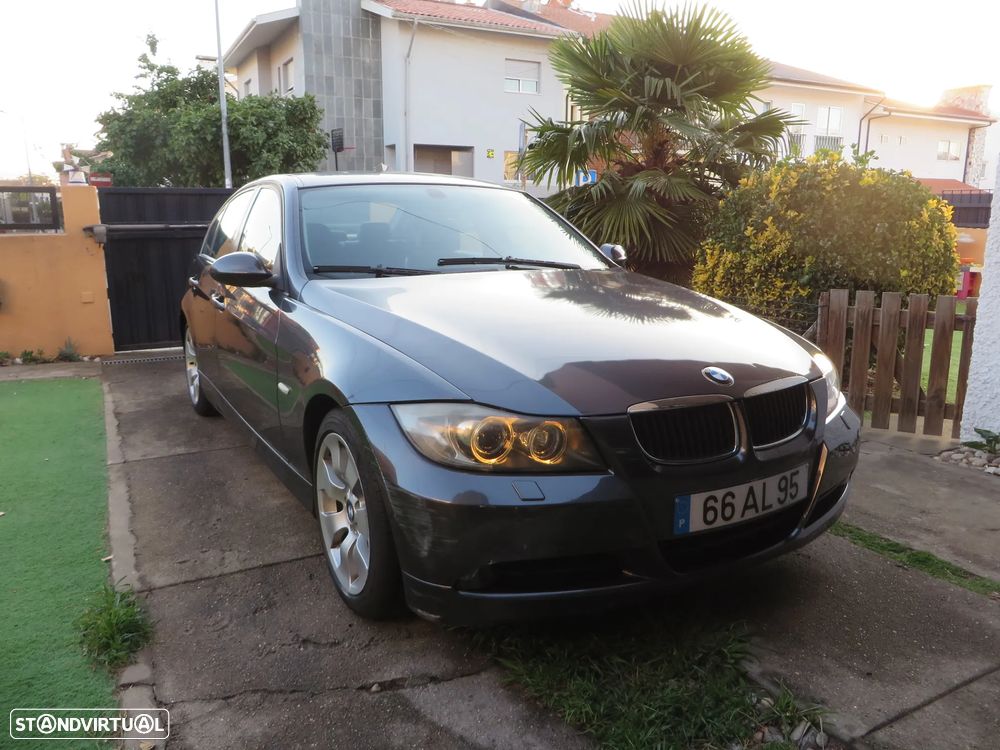 BMW 320 d - 4