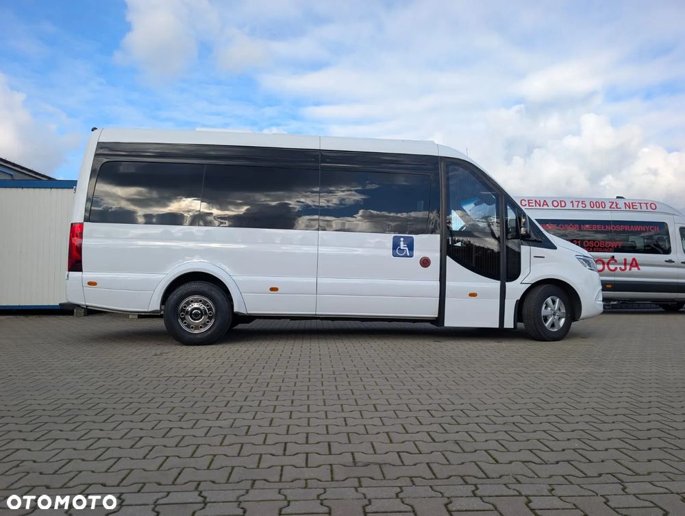 Mercedes-Benz eSprinter - 4