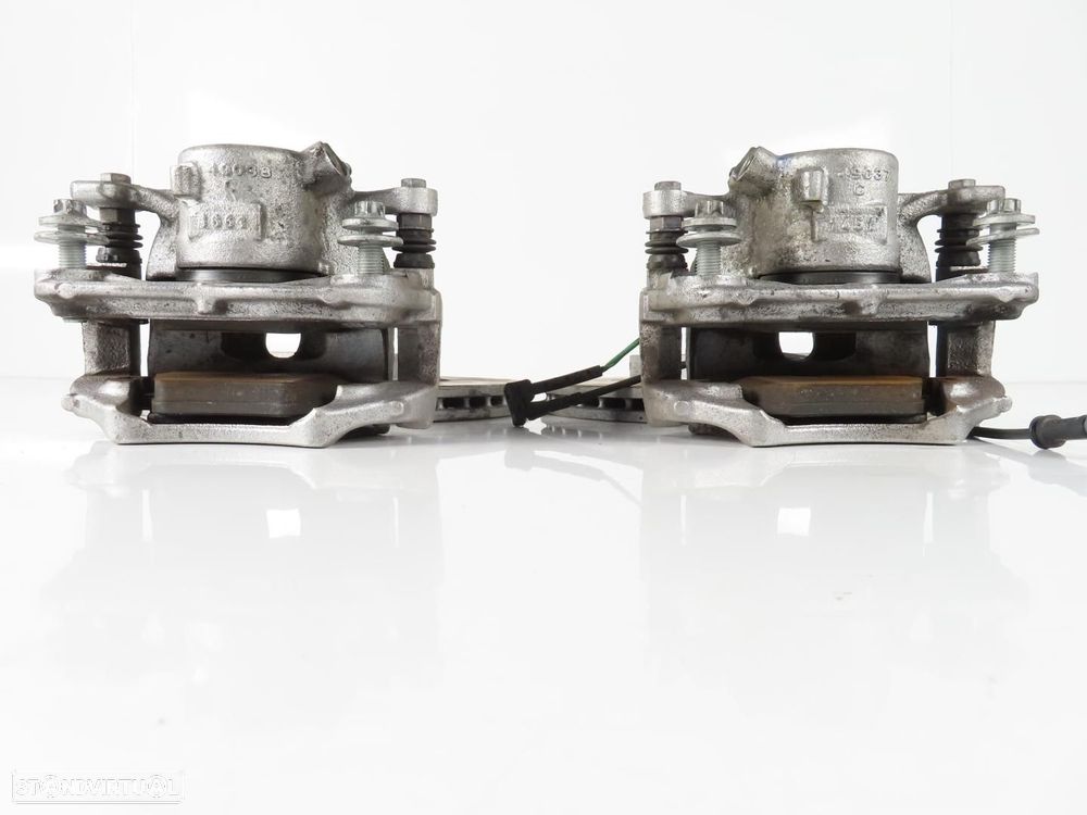 Conjunto de Travões / Pinças / Travagem Desportiva Frente Usado / Original BMW 2... - 2