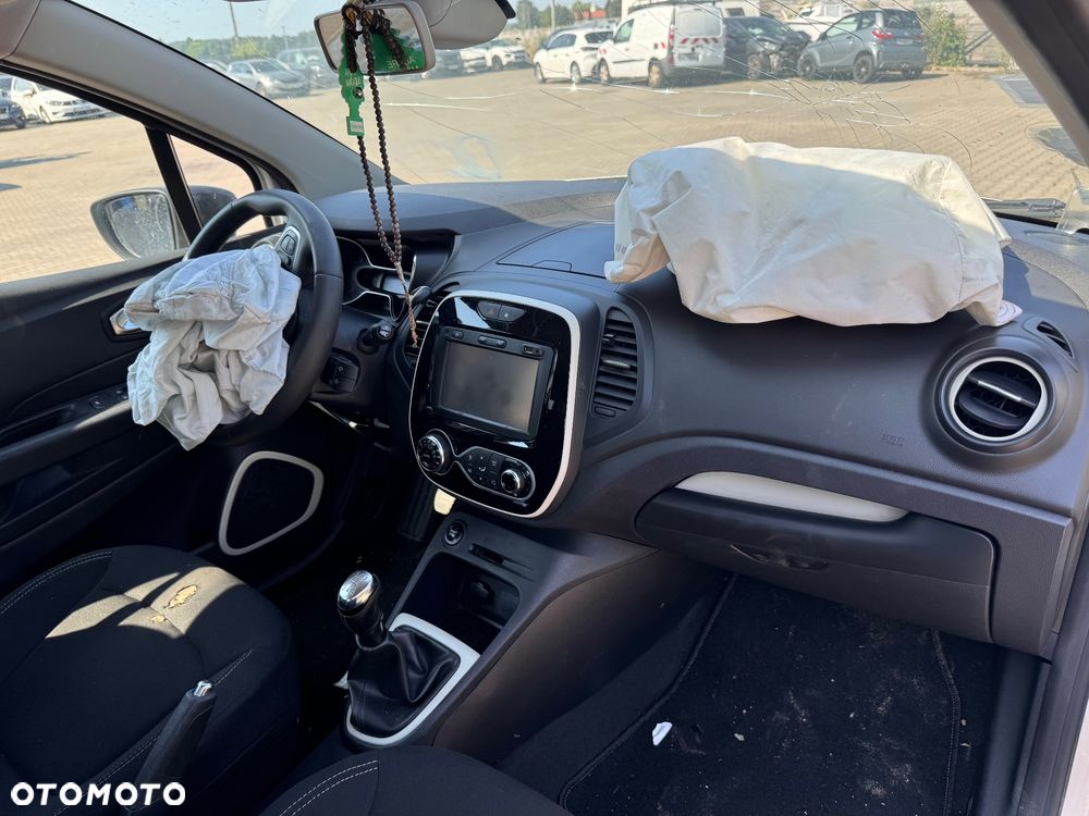 Renault Captur - 13