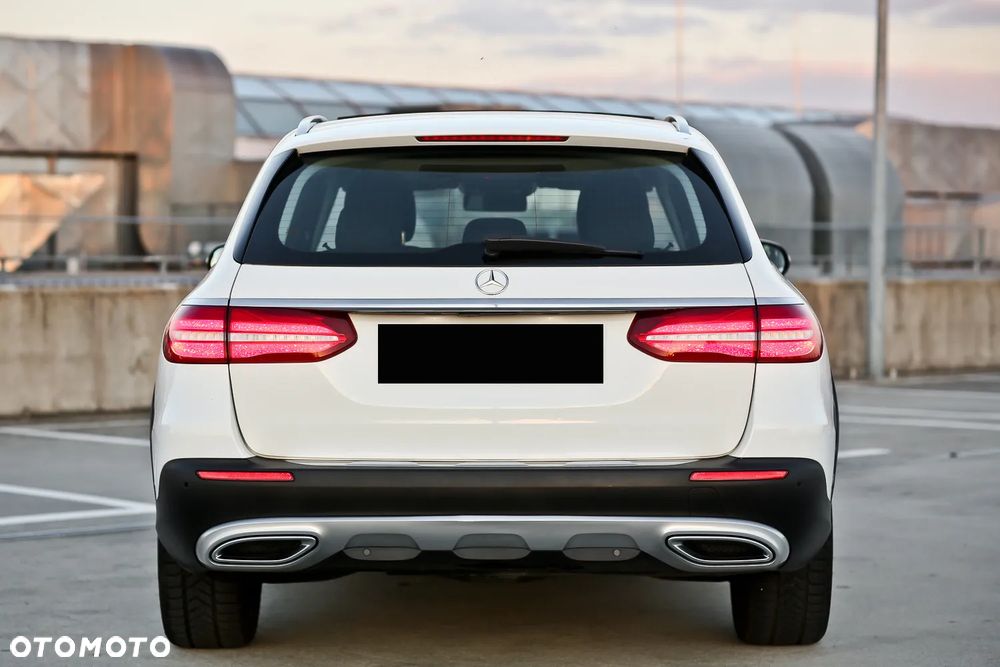 Mercedes-Benz Klasa E 220 d 4Matic All-Terrain 9G-TRONIC Avantgarde - 12
