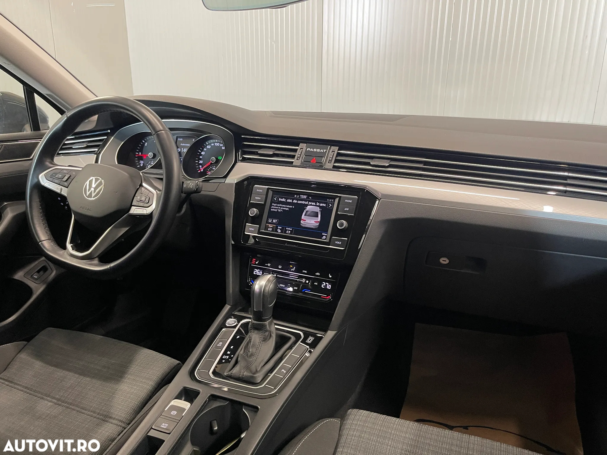 Volkswagen Passat 2.0 TDI DSG Comfortline - 8