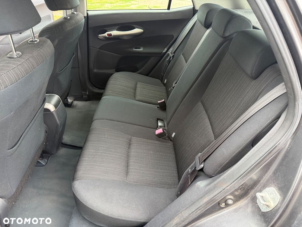 Toyota Auris 1.6 VVT-i Luna - 9