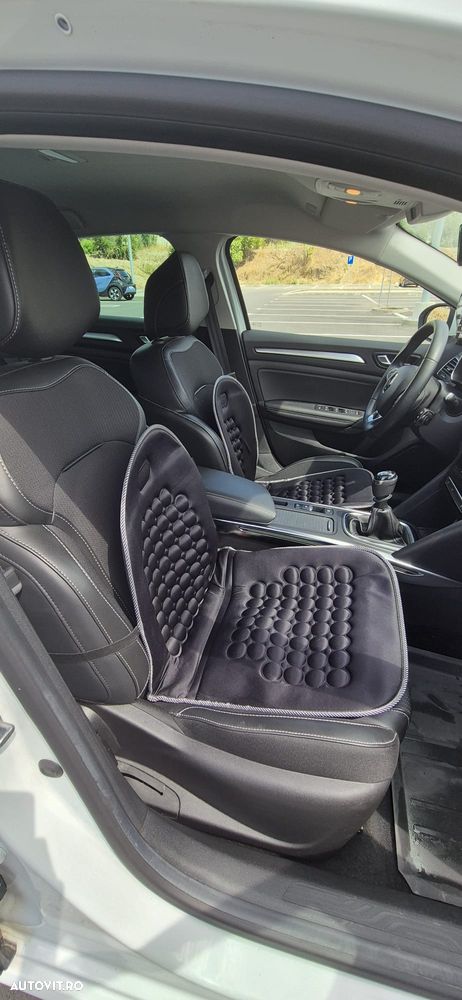 Renault Megane TCe 140 GPF Techno - 16