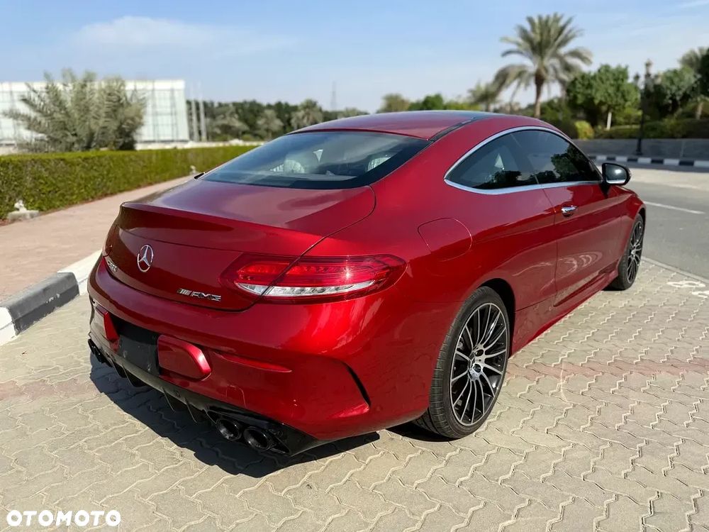Mercedes-Benz Klasa C 300 9G-TRONIC AMG Line - 5
