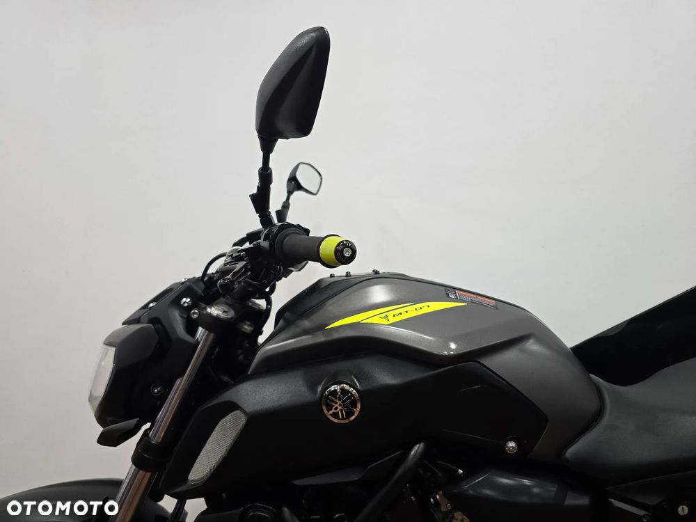 Yamaha MT - 13