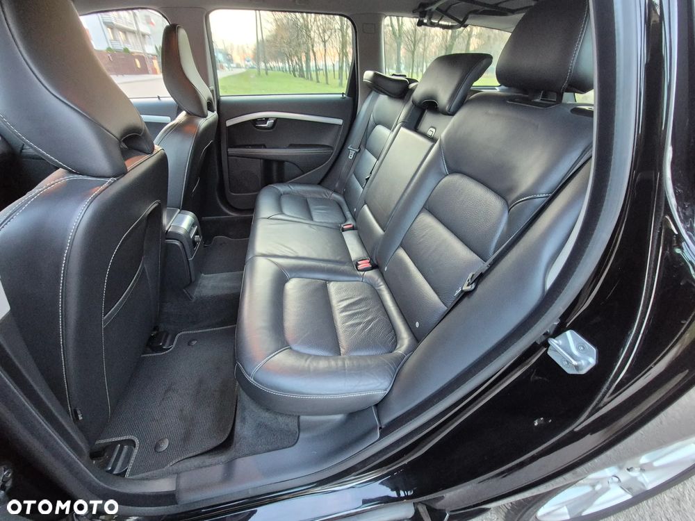 Volvo V70 D3 Summum - 31