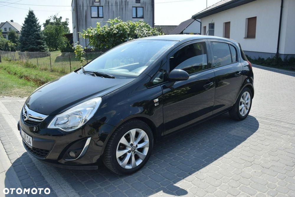 Opel Corsa 1.4 16V 150 Jahre - 15