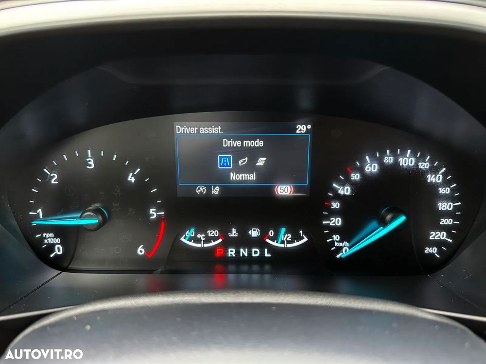 Ford Focus 2.0 EcoBlue Titanium Business - 27