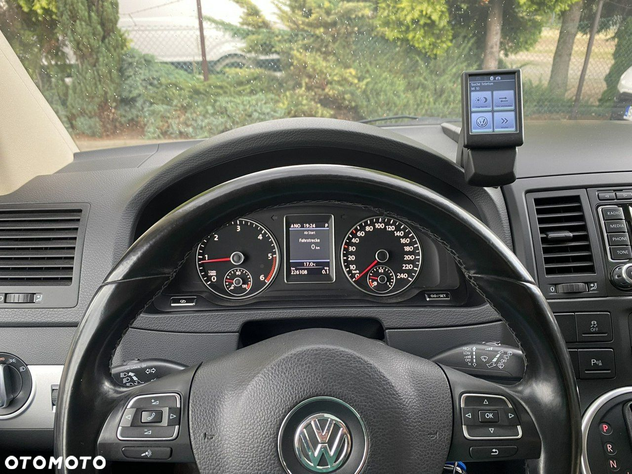Volkswagen Multivan - 21