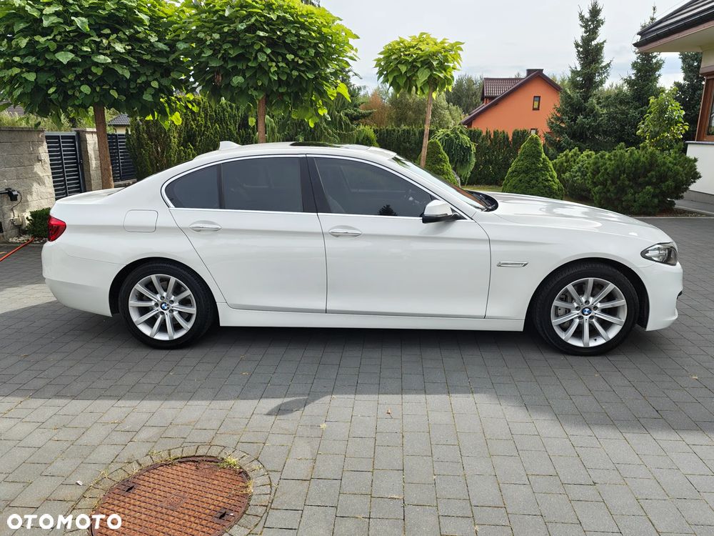 BMW Seria 5 530d Luxury Line - 7