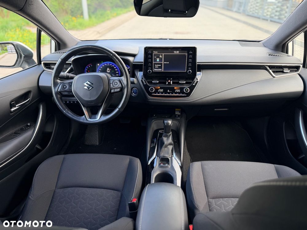 Toyota Corolla 1.8 Hybrid Comfort - 23