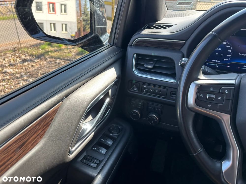Chevrolet Tahoe - 20