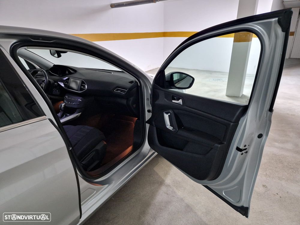 Peugeot 308 BlueHDi FAP 120 EAT6 Stop & Start Allure - 12