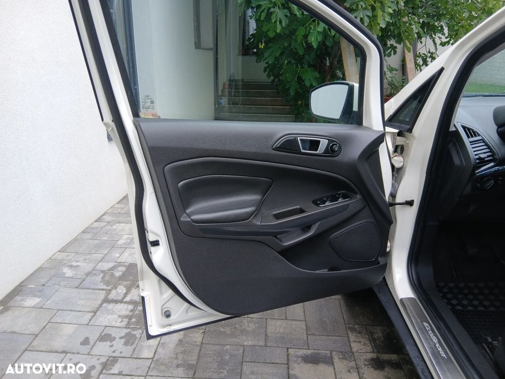 Ford EcoSport 1.5 TDCi Titanium - 14
