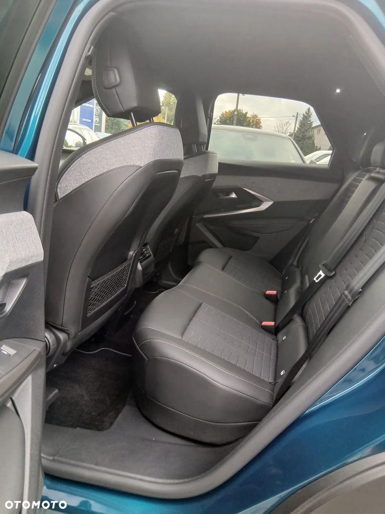 Peugeot 3008 1.2 PureTech mHEV GT E-DCS6 - 20