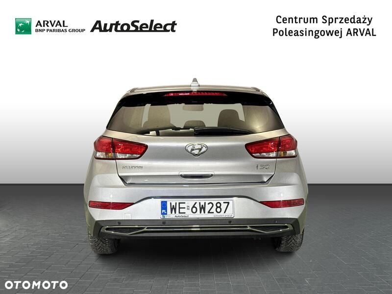 Hyundai i30 1.5 DPI Smart - 6