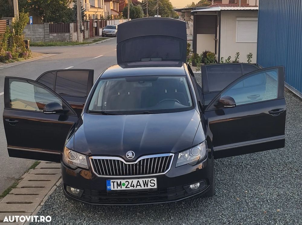 Skoda Superb 2.0 TDI Active - 3
