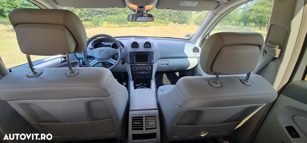 Mercedes-Benz ML 320 CDI Aut - 9