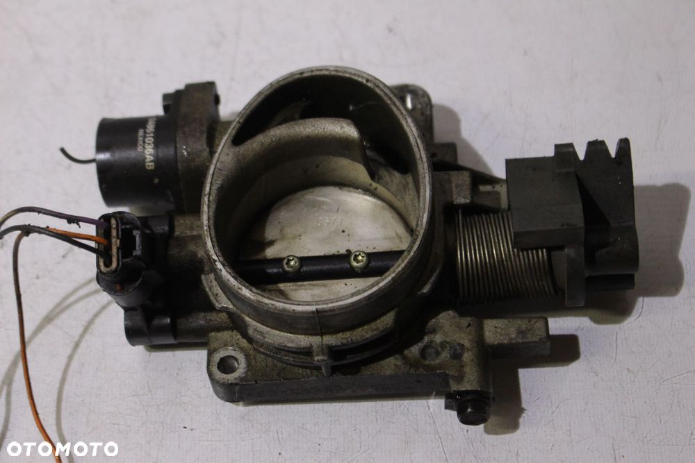 PRZEPUSTNICA CHRYSLER SEBRING  04591563AB  04861036AB - 1