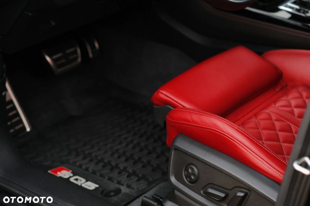 Audi SQ5 Sportback - 22