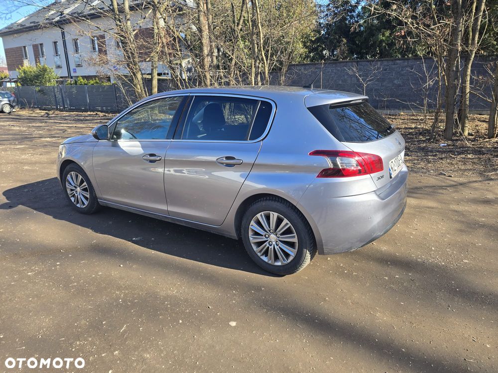 Peugeot 308 - 4