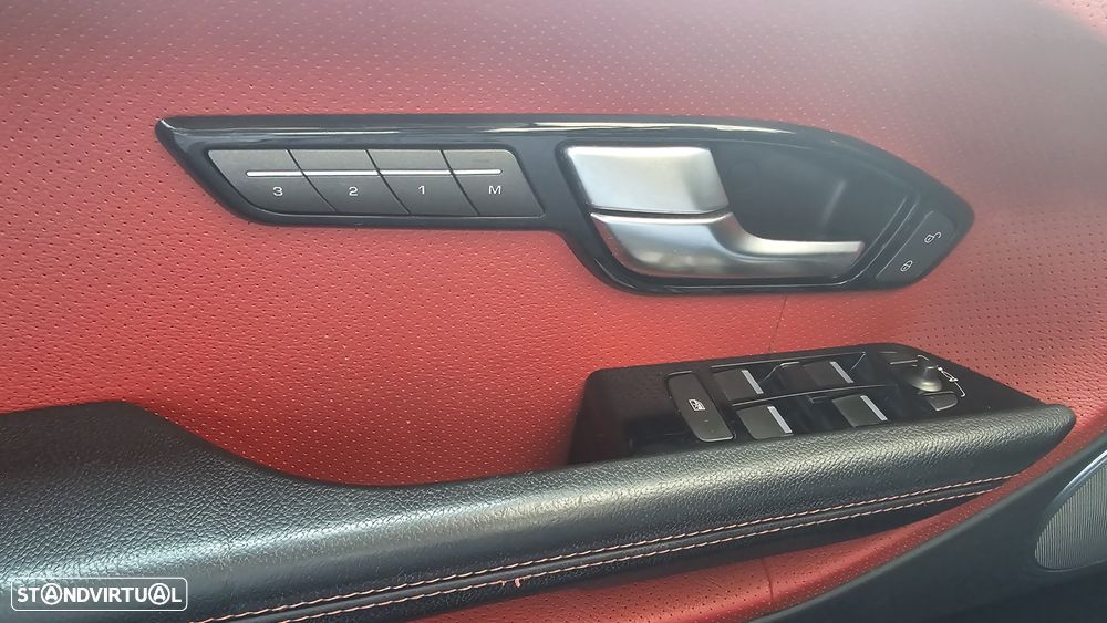 Land Rover Range Rover Evoque 2.0 Si4 HSE Dynamic - 26