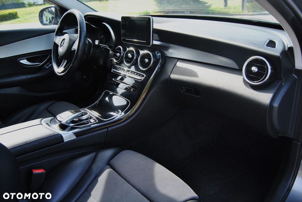 Mercedes-Benz Klasa C 200 (BlueTEC) d 7G-TRONIC - 7