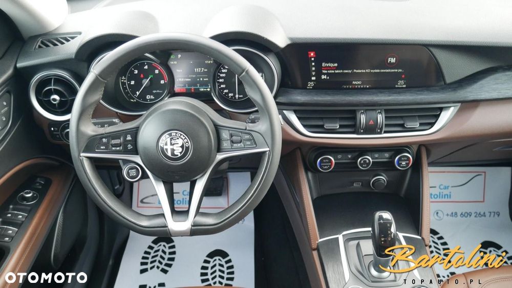 Alfa Romeo Stelvio - 8