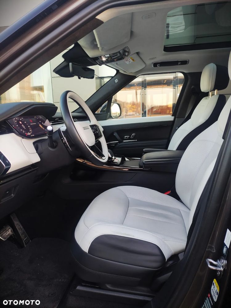 Land Rover Range Rover Sport D350 Autobiography - 2
