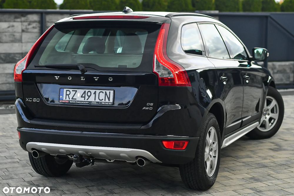 Volvo XC 60 D5 AWD - 13