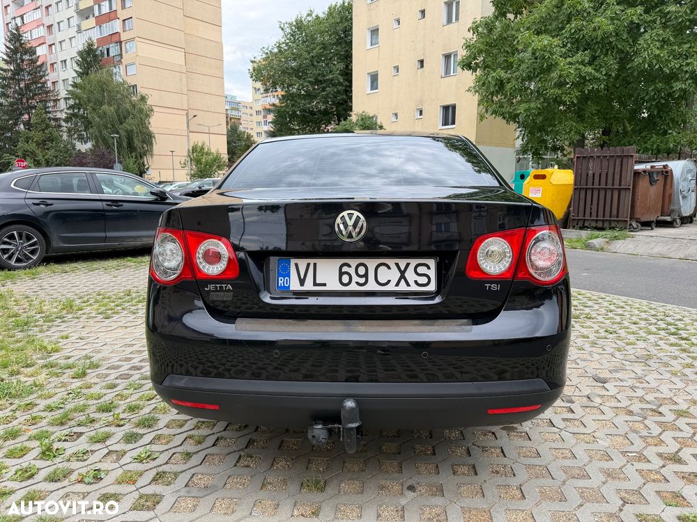 Volkswagen Jetta 1.4 TSI Trendline - 5
