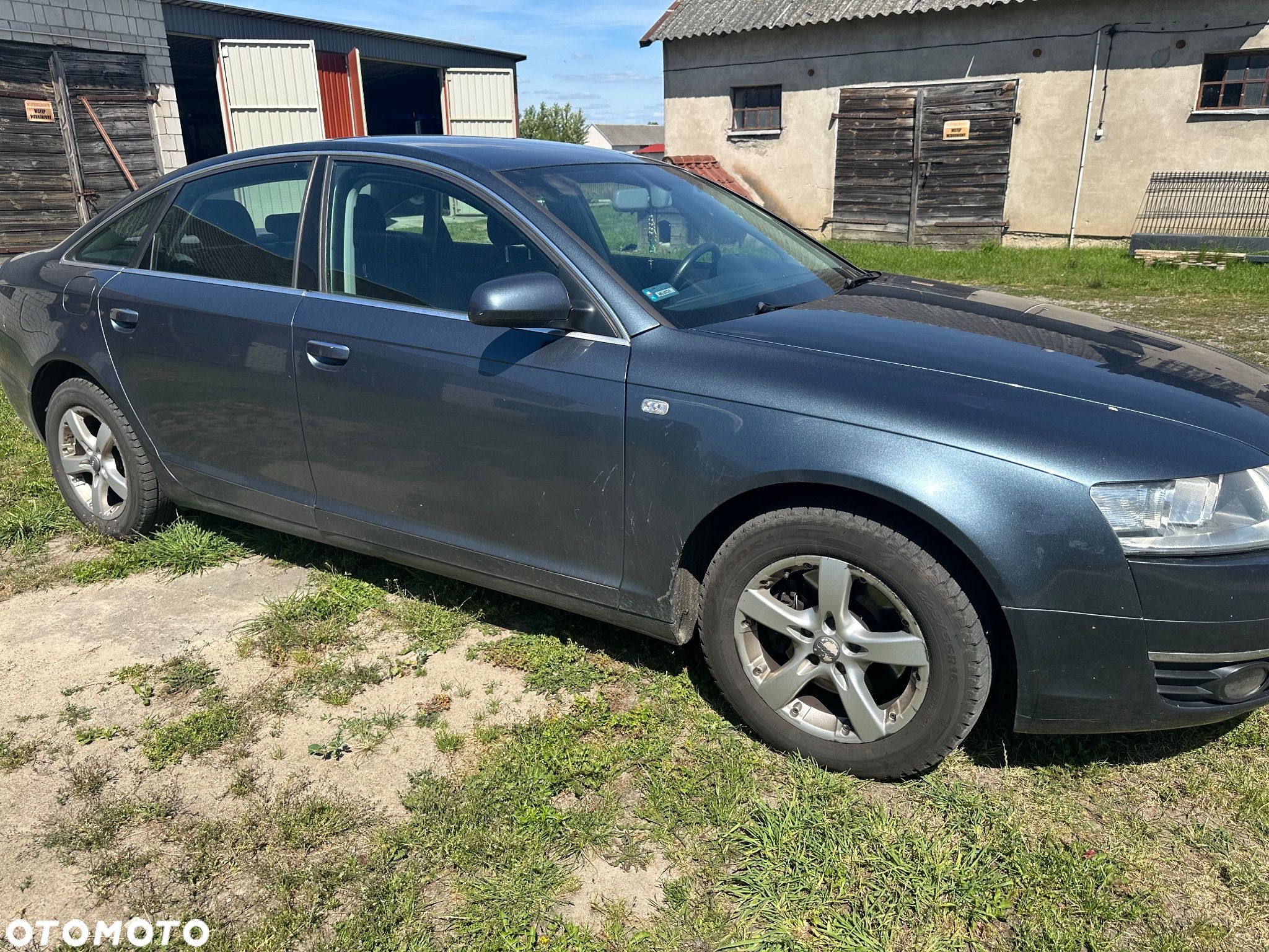Audi A6 2.4 - 1