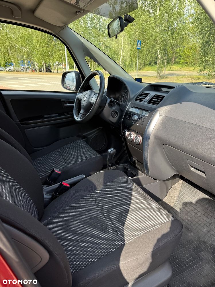 Suzuki SX4 1.6 GS / Premium - 18