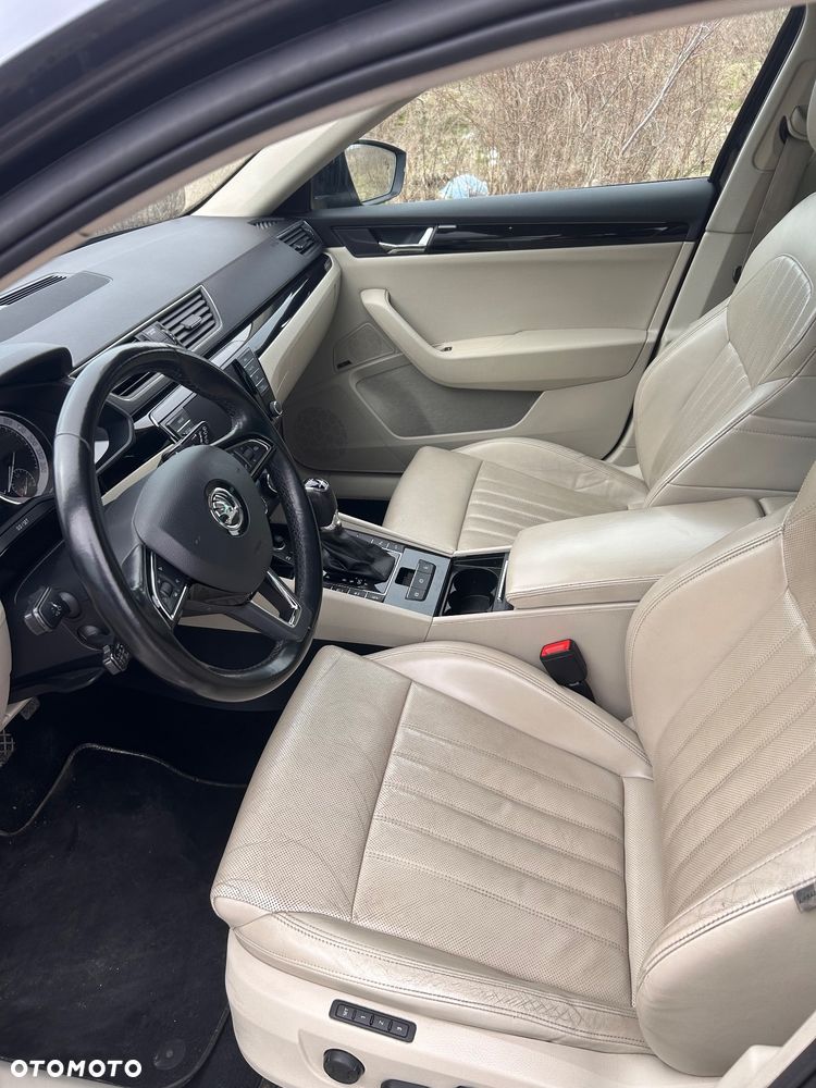 Skoda Superb 2.0 TDI 4x4 L&K DSG - 1